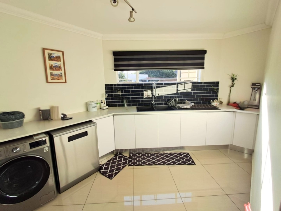 4 Bedroom Property for Sale in Vaalpark Free State